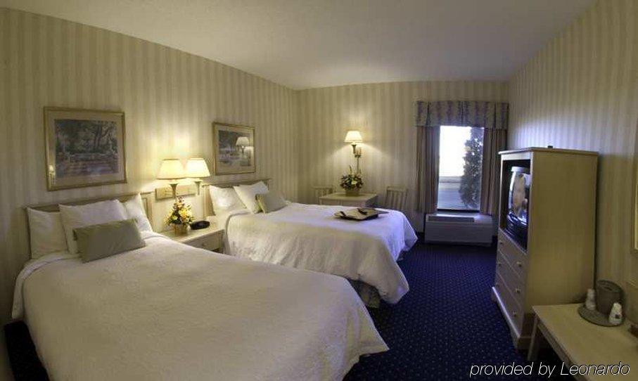 Hampton Inn Salisbury Room photo